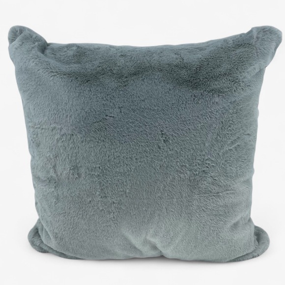 Threshold Toss Pillow Light Gray 24in x 24in Removable Cover Faux Fur Plush NEW - Picture 1 of 12